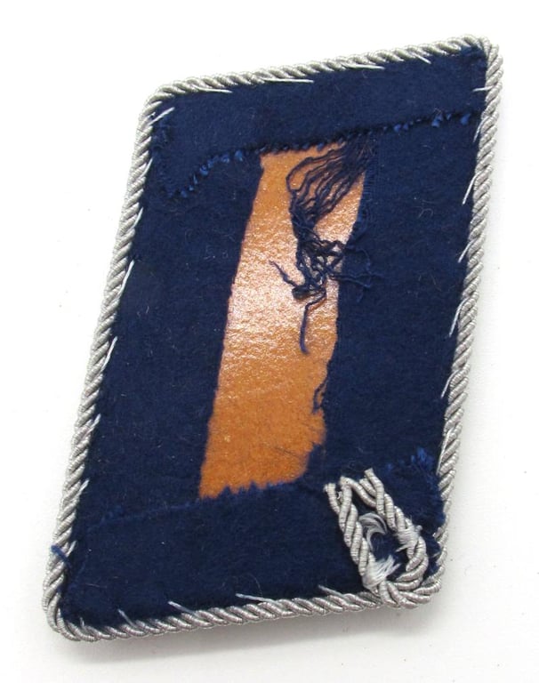 Luftwaffe Sanitäter 'Leutnant' Collar Tabs