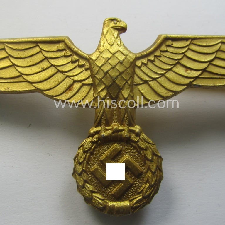 WH (KM) bright-golden-toned, light-weight- (ie. aluminium-) based breast-eagle ('Brustadler')