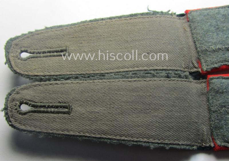 Pair of so-called: 'M40'-pattern, WH (Heeres) EM-type shoulderstraps: 'Sld. der (Sturm)Artillerie.-Trpn.'