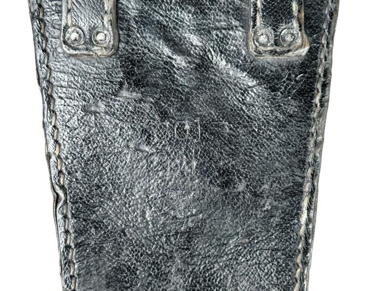 Wehrmacht 'Messdreieck 34' in Carrying Pouch