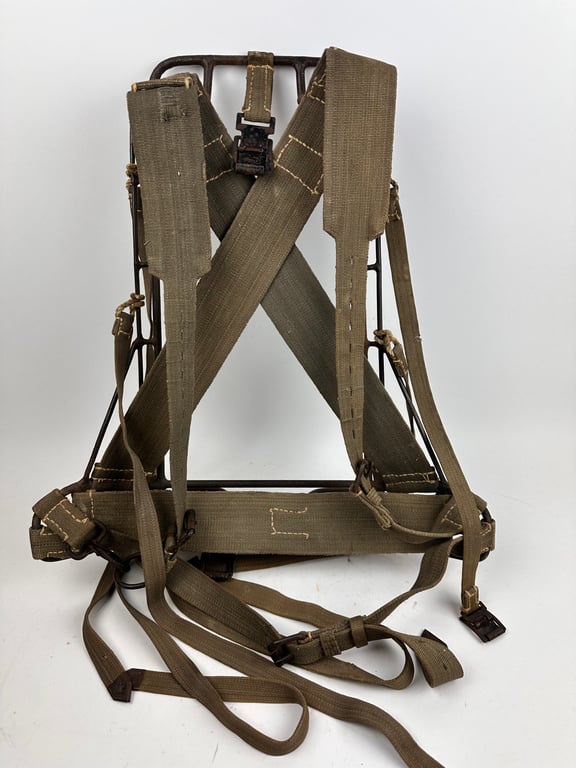 German 'Tragegestell M43'