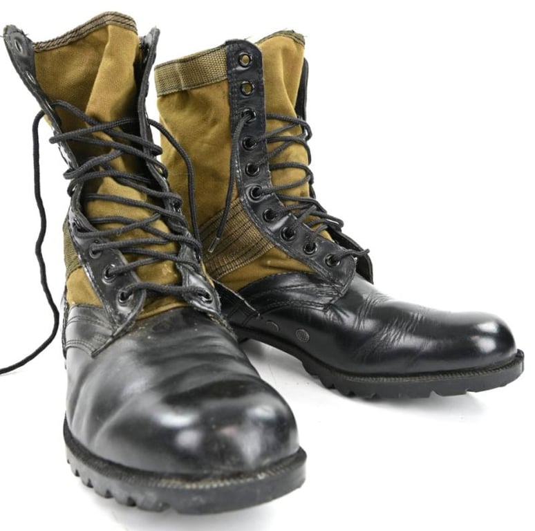 US Army Vietnam Jungle Boots 11R