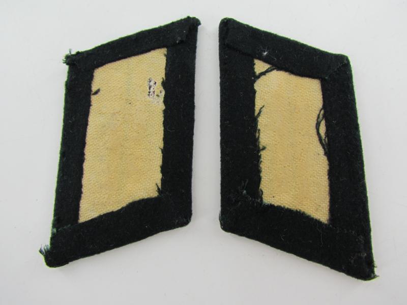 Wehrmacht Heer Nebelwerfer ( Smoke Troops ) Officers Collar Tabs