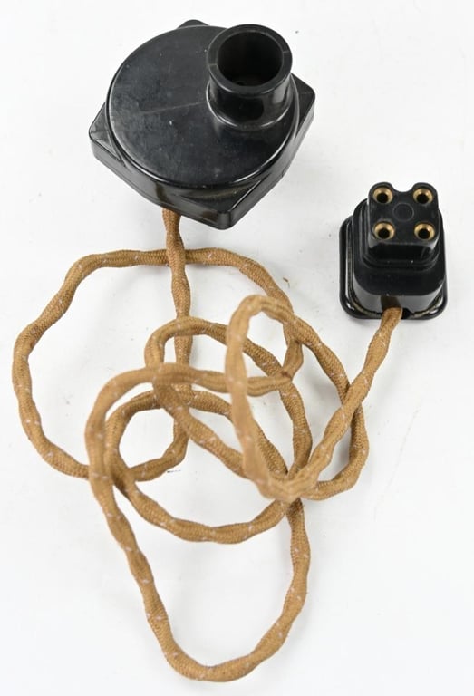 British WW2 Wireless 18 Microphone Respirator No.2