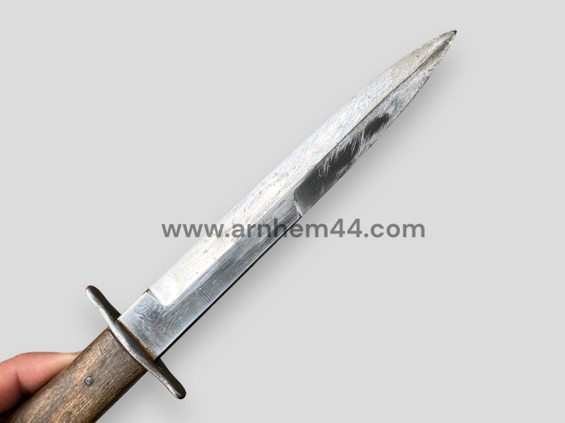 German WWII Close Combat Knife