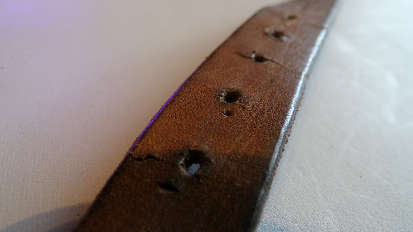Leather A-Frame Mess Kit Attachment Strap (71 cm)