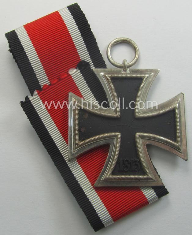 'Eisernes Kreuz II. Klasse' being a non-maker-marked example by the Austrian-based maker: 'Brüder Schneider AG'