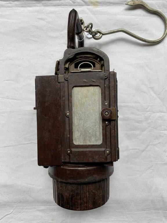 WH (Heer) Bakelite Carbid Lantern