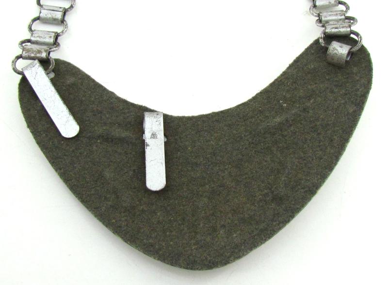 Wehrmacht 'Feldgendarmerie' Gorget "Assmann"