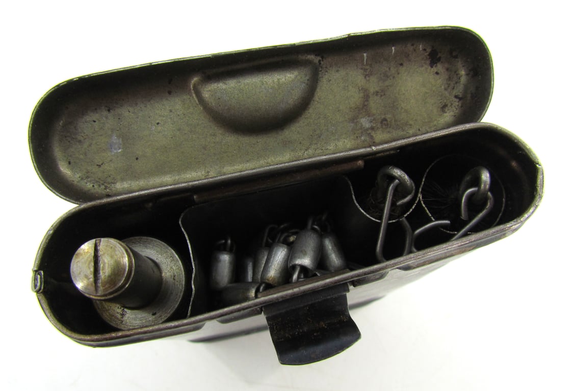 RG34 Cleaning Kit with some contents arr42