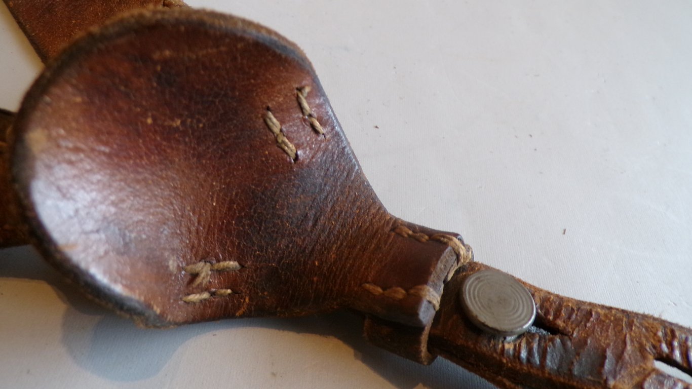 Wehrmacht Leather Combat Y-Straps with RbNr