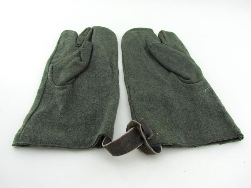 Wehrmacht Heer Winter Mittens/Gloves