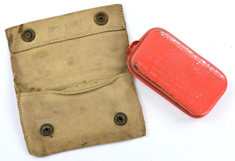 US WW2 M-1910 First Aid Pouch & First Aid Kit