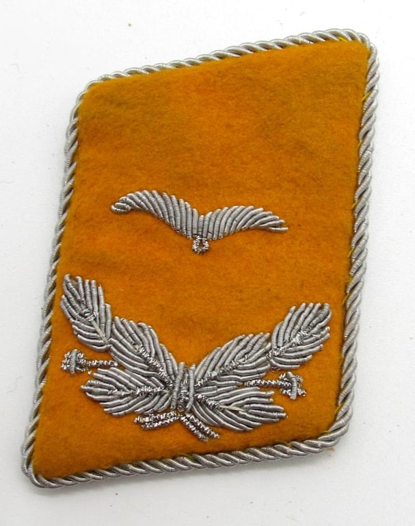 Luftwaffe Flight/FJ 'Leutnant' Collar Tabs