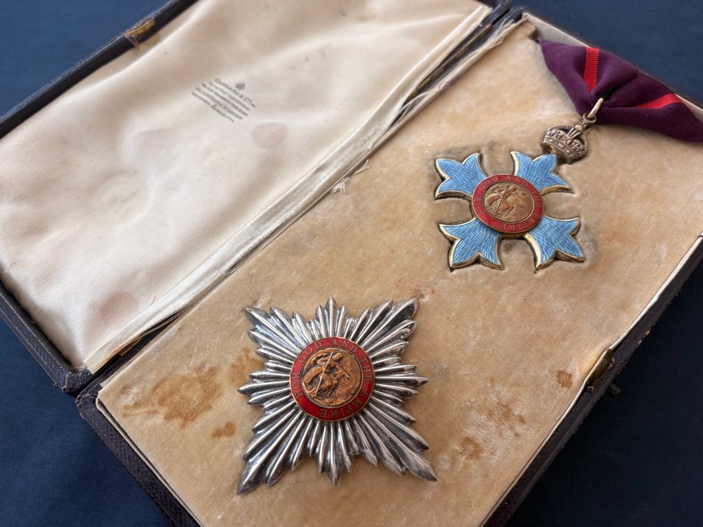 KBE 1st Type MILITARY 1916 KNIGHTHOOD, ORDER OF THE BRITISH EMPIRE SET.