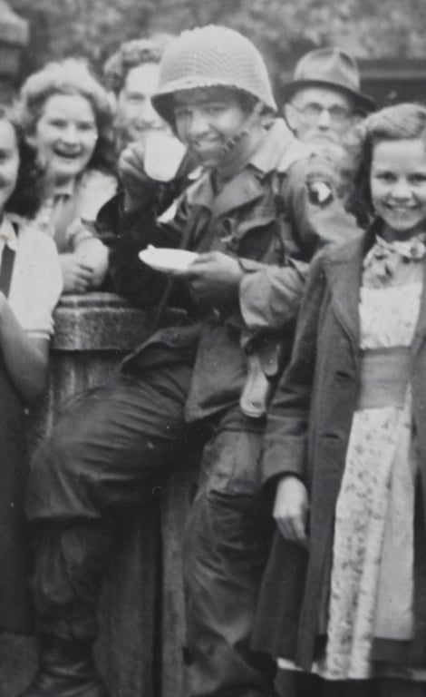 US WW2 101st Airborne Division Picture Eindhoven