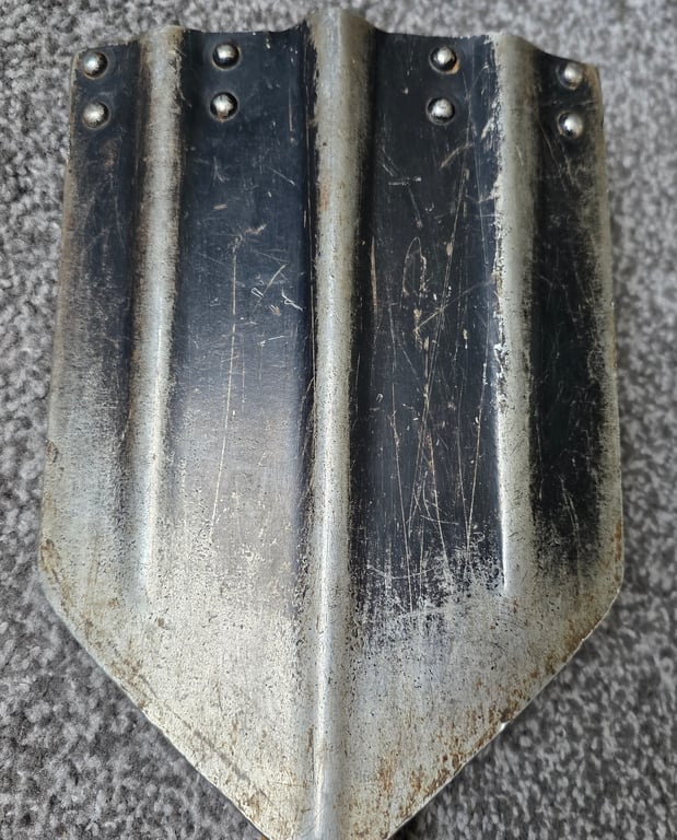 Wehrmacht first model Folding Shovel - extra pictures
