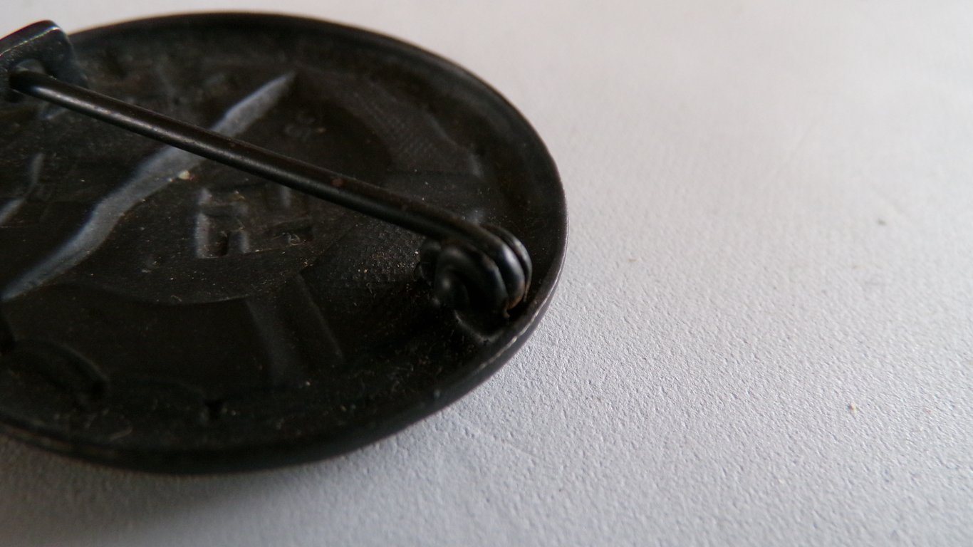 Verwundeten abzeichen (wound badge) "65"