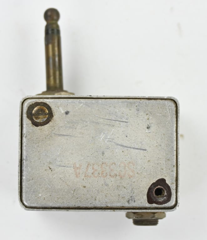 US WW2 Headset Adaptor Type MC-385