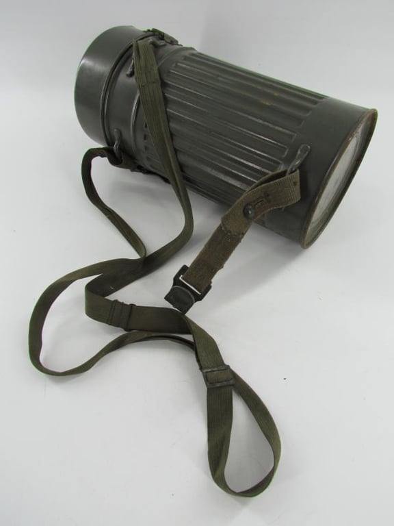 AUER German Luftschutz gasmask set..... Almost Mint