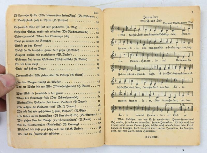German WH Marching Songs Pocket Book