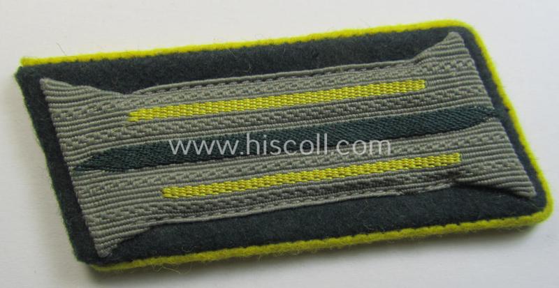 Superb - and actually rarely encountered! - pair of fully matching, enlisted- (ie. NCO-) type collar-tabs (having the bright-yellow-toned branchcolour and dito piping!) as was specificially intended for usage by an army-related: 'Feldpost'-staff-me..