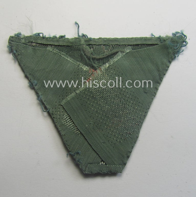 WH (Heeres) so-called: 'M43-pattern') cap-eagle/cocarde (ie. cap-trapezoid) as was specifically produced for usage on the so-called: 'M-43'-model field-caps (ie. 'Einheitsfeldmützen')