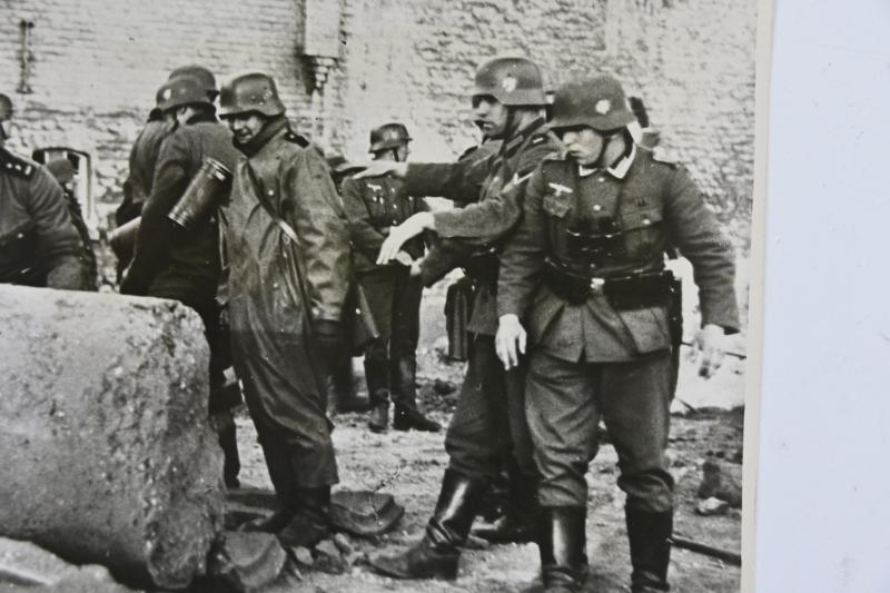 German WH Press Photo 'May 1940 Dutch Border'