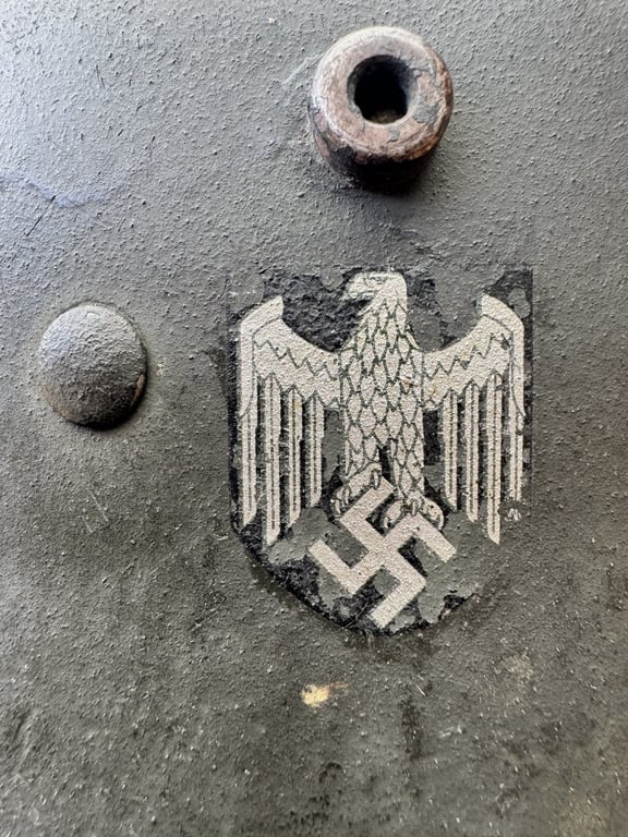 German M16 Transitional Single Decal Heer Helmet
