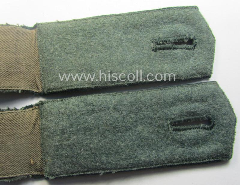 Pair of early- (ie. pre-) war-period, WH (Heeres) 'M36'- (ie. 'M40'-) pattern 'cyphered' (pointed-styled!) EM-type shoulderstraps as intended for an: 'Soldat u. Mitglied des Artillerie-Rgts. 50'