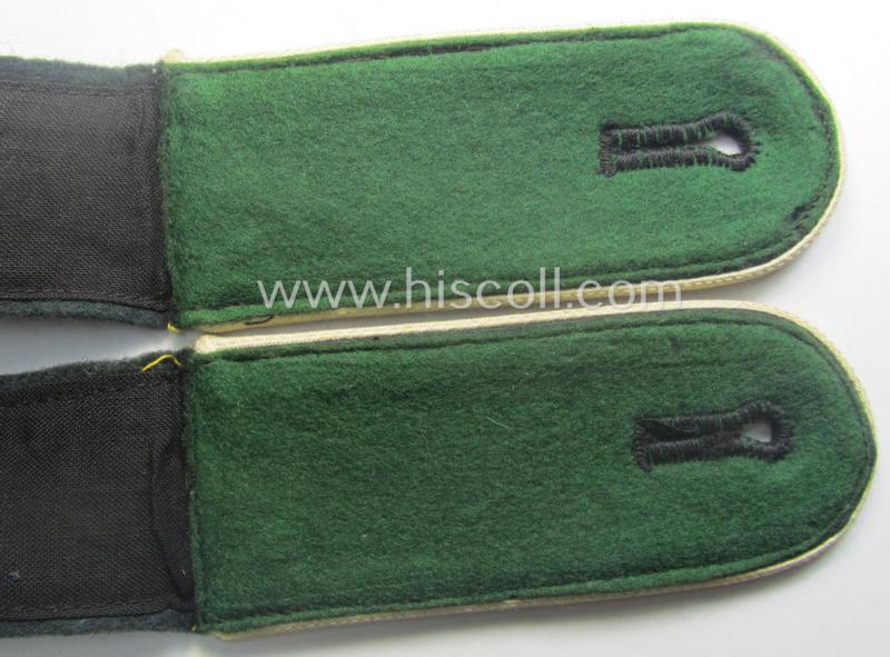 Pair of fully matching - typical tailor-made! - WH (Heeres), early- (ie. pre-) war-period- (ie. 'M40'-pattern) EM-type shoulderstraps: 'Soldat der Infanterie-Trpn.'