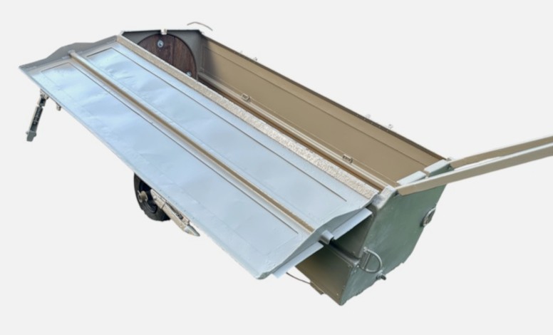 Fallschirmjäger jump container (Abwurfbehälter) for radio equipment