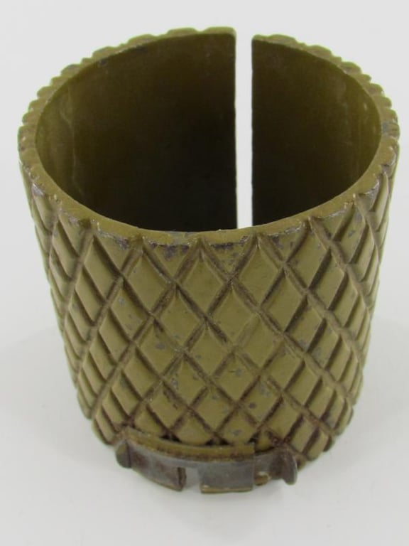 Russian RGD 33 fragmentation sleeve  'Splitterring '