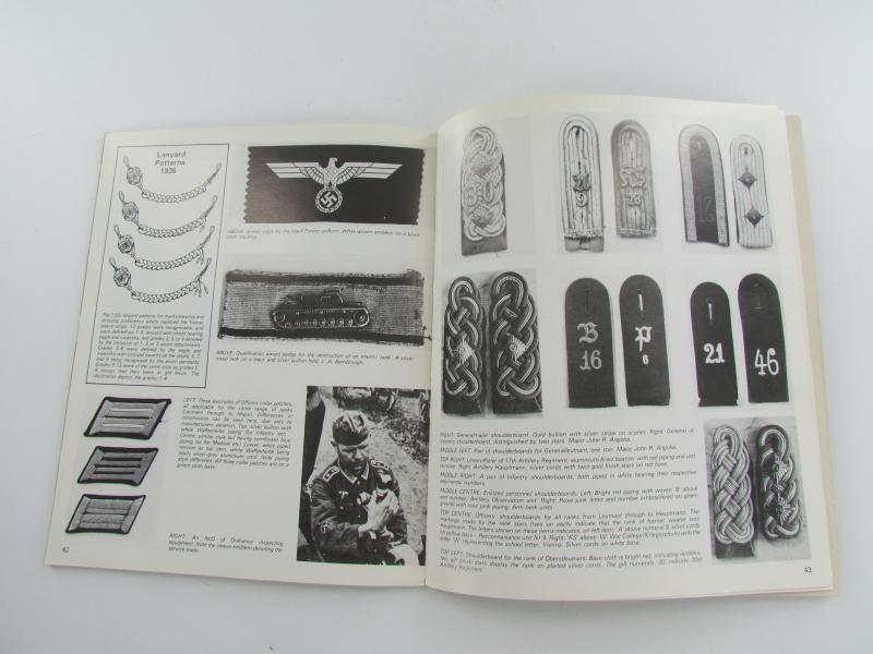 Book : German Army Uniforms 1935 to 45