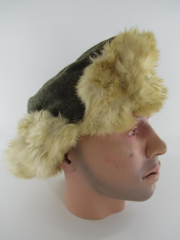 Wehrmacht ( Rabbit Fur )Winter Pelzmütze...Marked