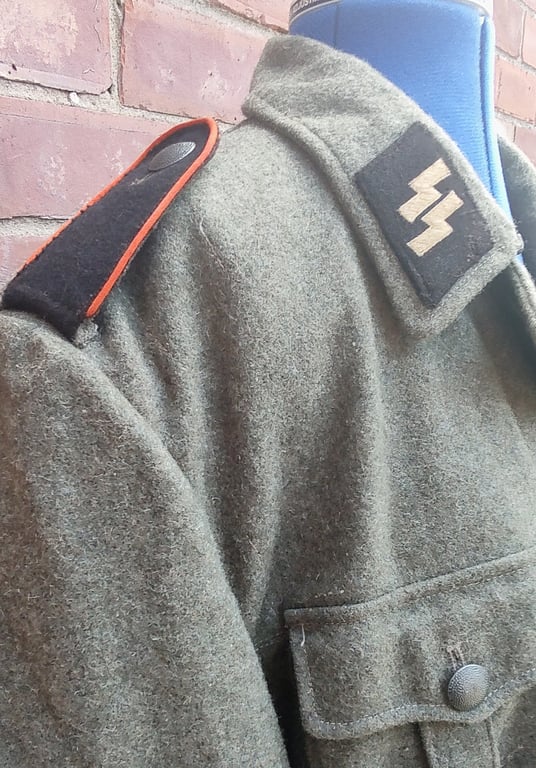 Reproduction Waffen-SS M40 tunic
