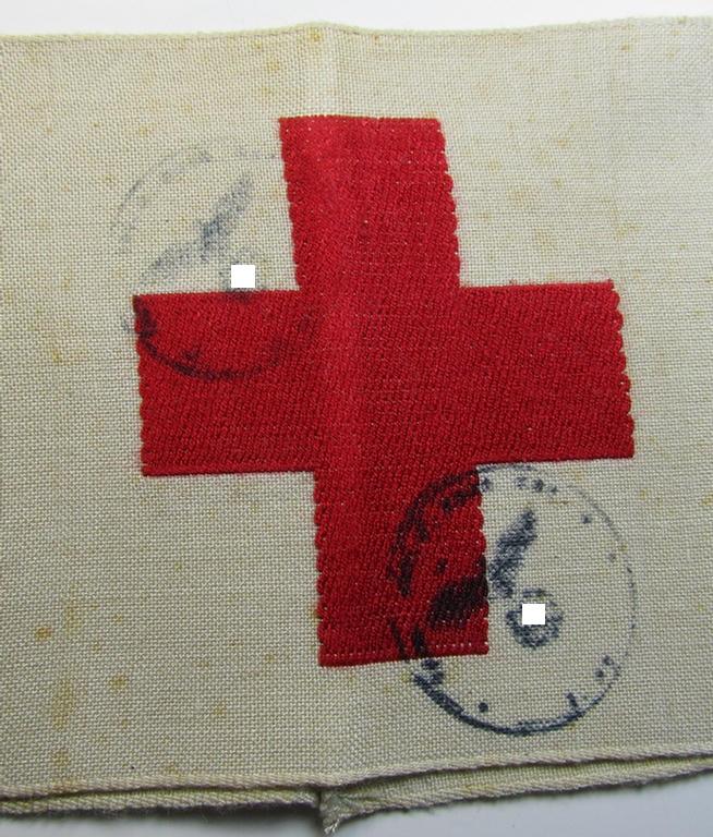 Attractive, WH (Heeres) related, linnen-based- and/or neatly 'machine-embroidered', beige-white-coloured DRK- (ie. 'Deutsches Rotes Kreuz'-) armband (ie. 'Armbinde') as was intended for the staff-members serving as medical orderly