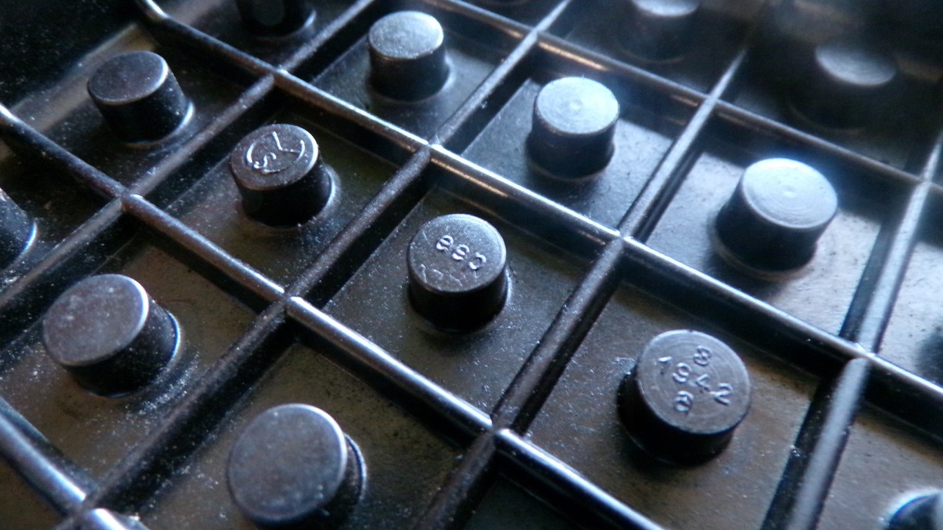 Behälter für 25 stuck Zunder 2CM