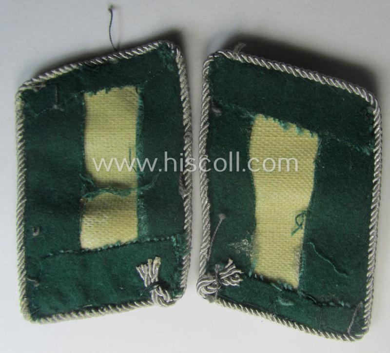 Pair of WH (Luftwaffe) officers'-type collar-patches as intended for a medium-ranked administrative-official ie. officer and: 'Leutnant' (or: 'Beambte des mittleren Dienstes')