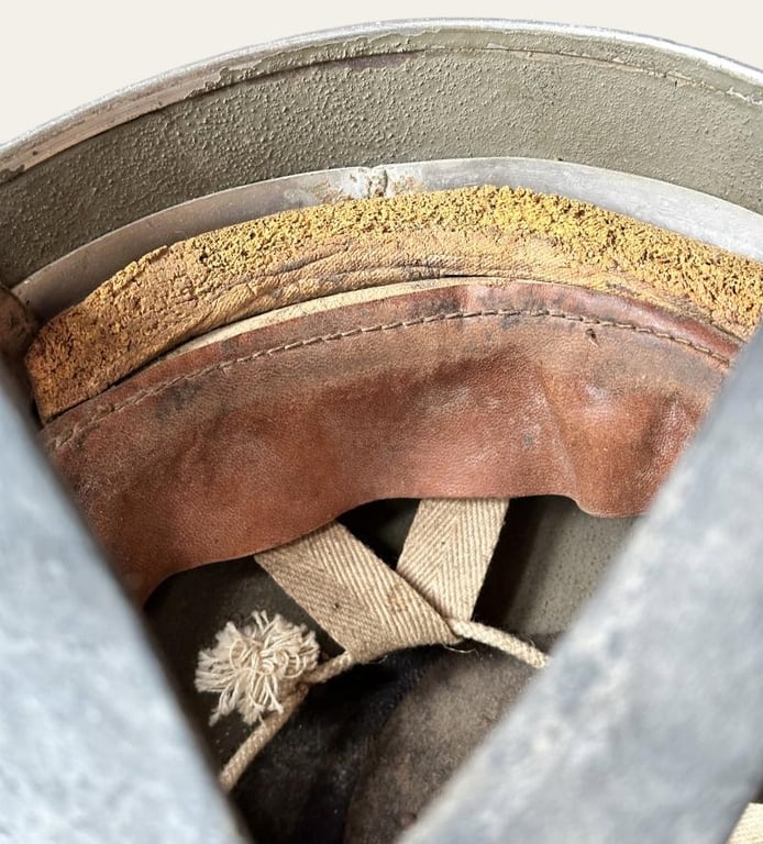 British Airborne Paratrooper Helmet -1943-