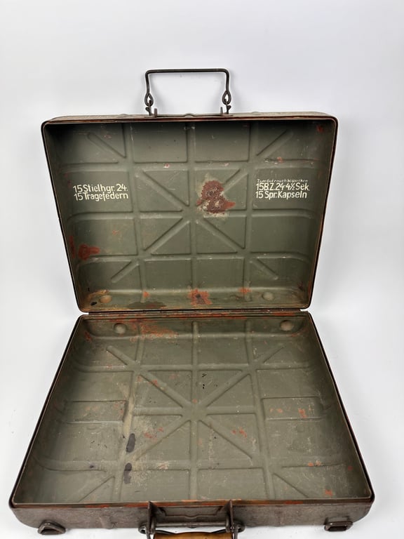 WH Stick Grenade Carrying Case