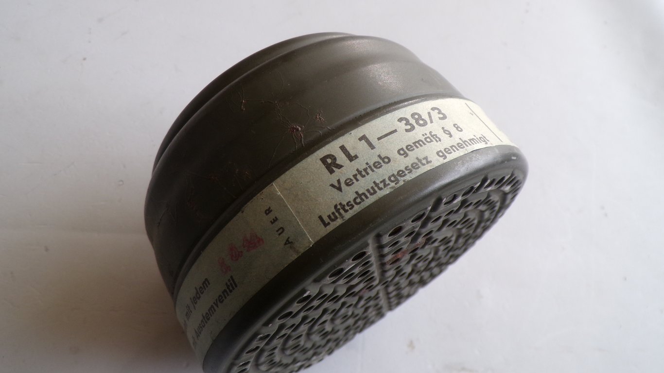 Daimler Benz Factory Guard Gasmask