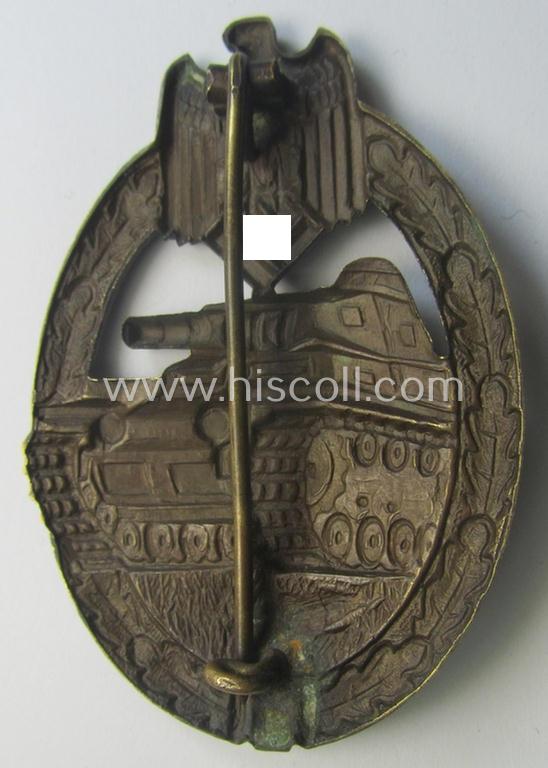 'Panzerkampf-Abzeichen in Bronze' being a (typical!) unmarked, 'Buntmetall'-based- and/or 'hollow-back'-specimen as was produced by the: 'Karl Würster'-company