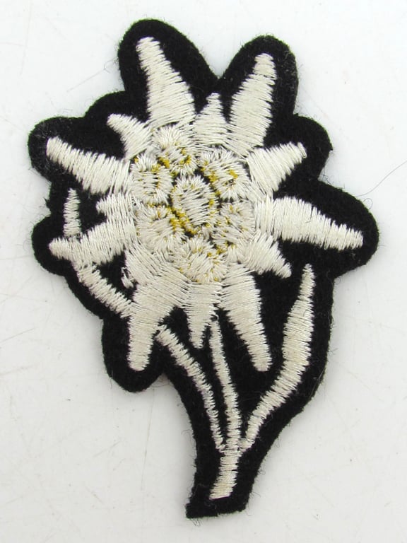 Waffen-SS Gebirgsjäger Edelweiss Cap Insignia
