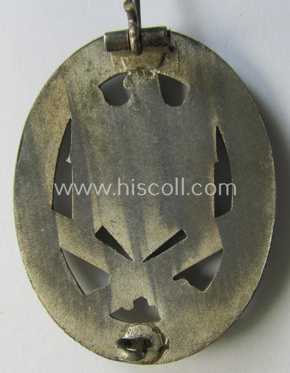 Very attractive 'Allgemeines Sturmabzeichen' (or: General Assault Badge ie. GAB) being a typical unmarked, zinc-based- (ie. 'Feinzink'-) and/or: 'flat-back'-pattern as was (I deem) produced by the: 'Gustav Brehmer'-company