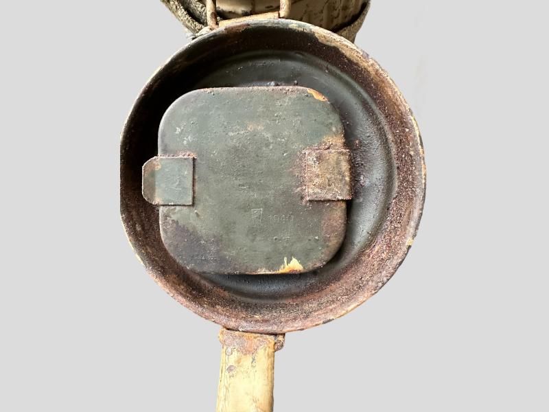 WH (HEER) Tan Painted Gasmask Canister