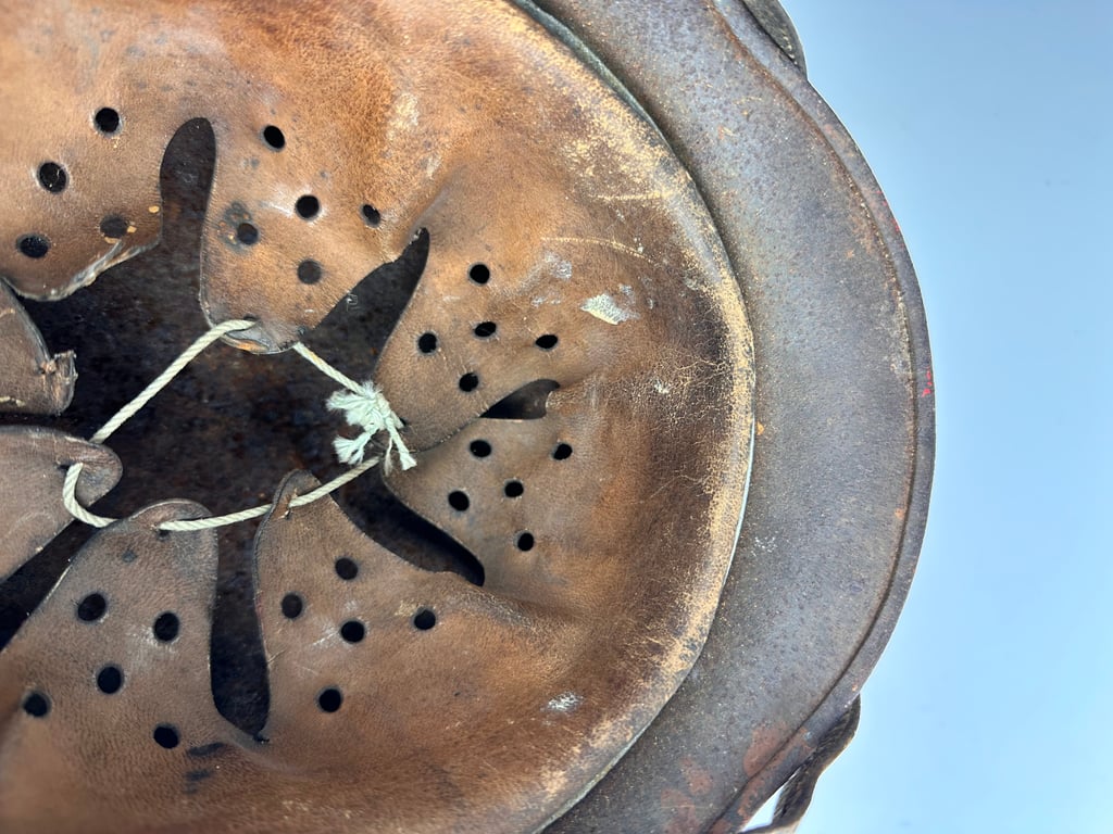 M35  German Medic Helmet "Red Cross"