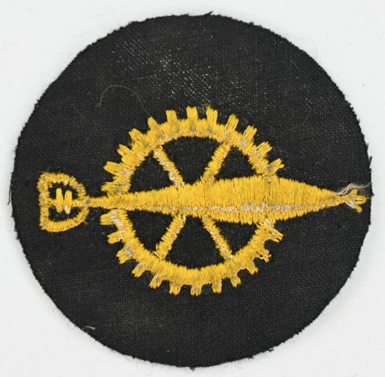 German KM Career Badge 'Senior Torpedo Engineer'
