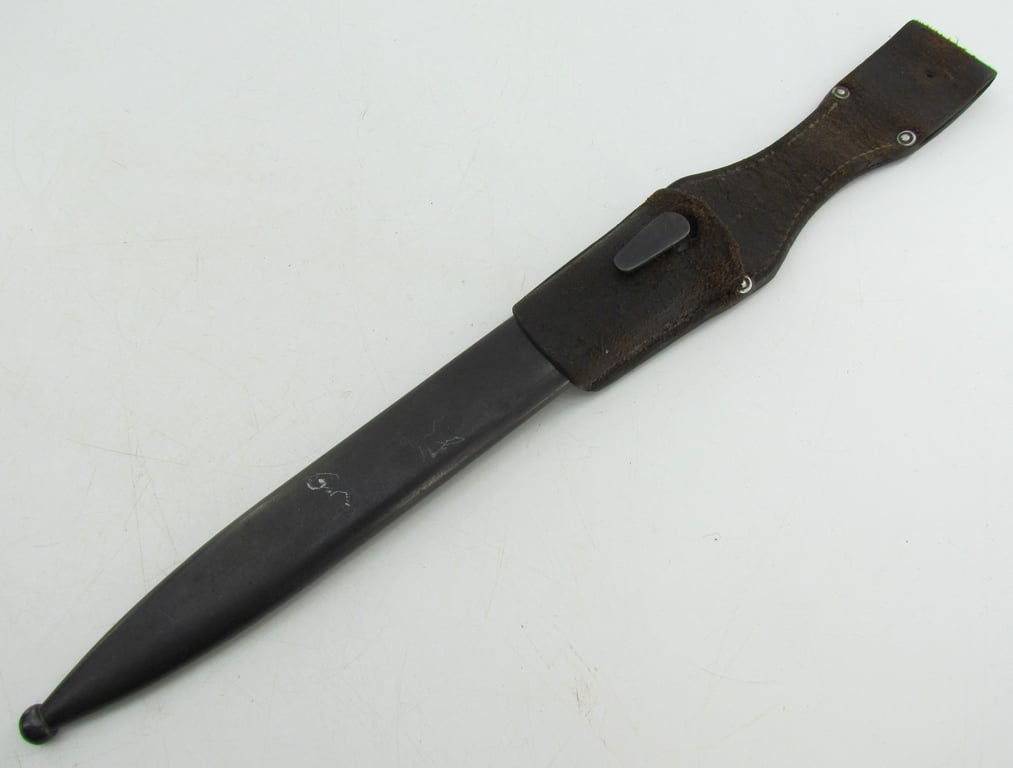 K98 Bayonet (Seitengewehr)SG 84/98 (cof44) With Frog