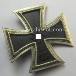 'Eisernes Kreuz 1. Klasse' (ie. Iron Cross 1st...
